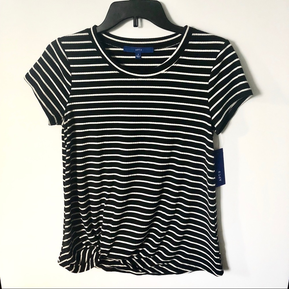 Apt.9-Women’s Top-Size S